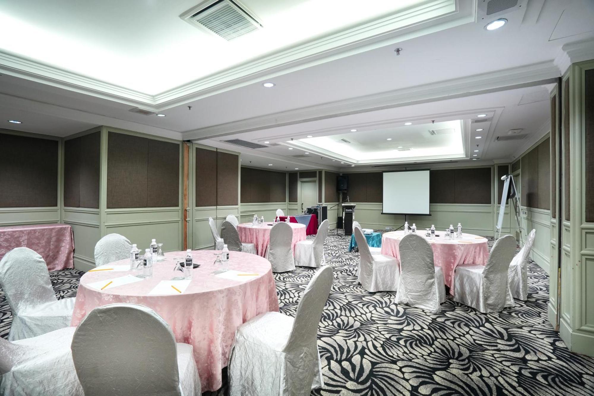 Thistle Johor Bahru Zewnętrze zdjęcie Meeting room