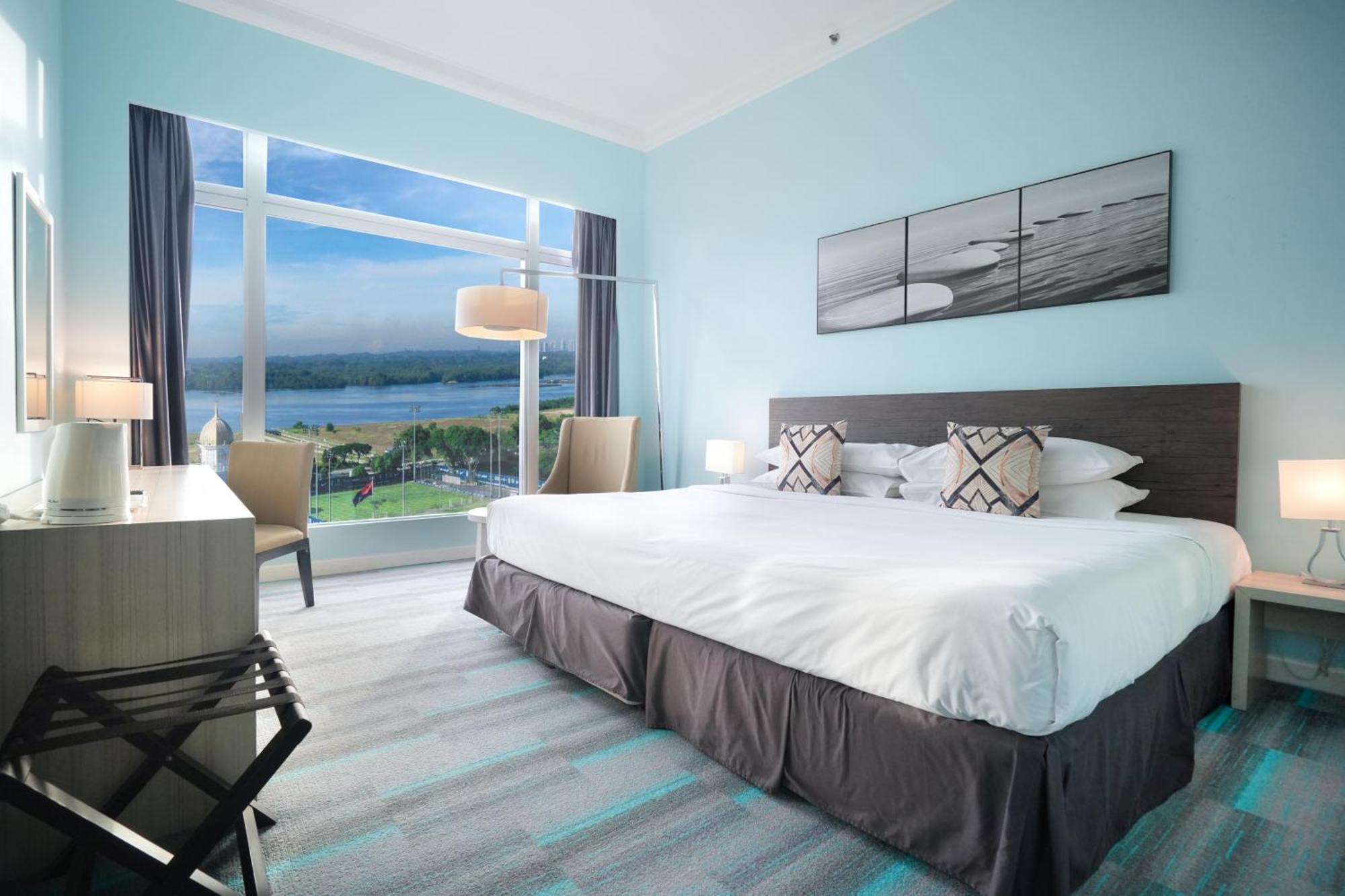 Thistle Johor Bahru Zewnętrze zdjęcie A room at the hotel